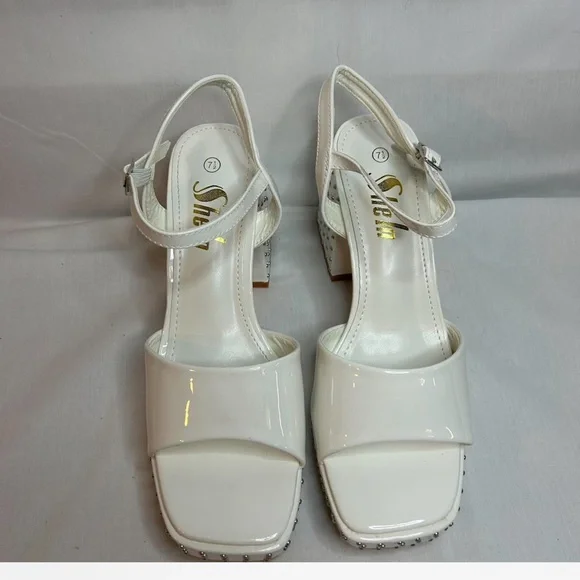 SHEIN Patent PU Studded Sole Open Toe Heeled Sandals Size 7.5 - Picture 3 of 7